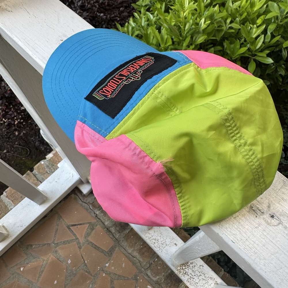 Universal Studios Retro 30th Anniversary Neon Colorblock Snapback Adjustable Hat - Picture 2 of 4
